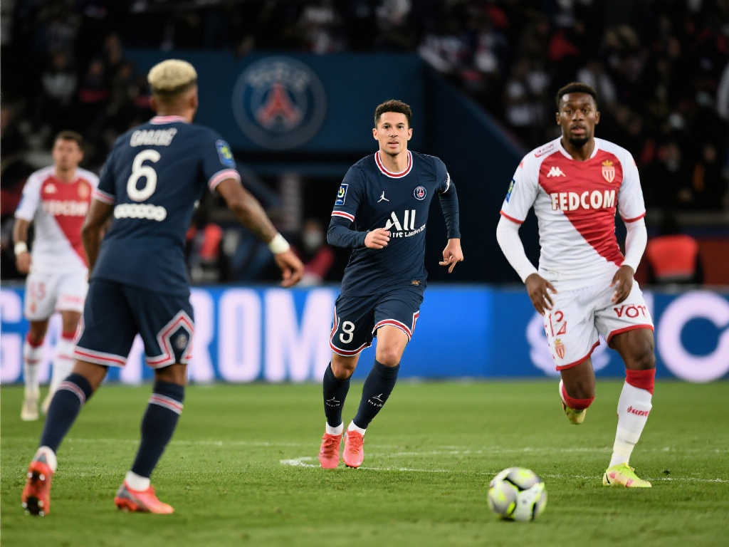 然而在攻击 然而在攻击